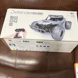 Fender Defender High Speed RC Off-Road Truck - Gray